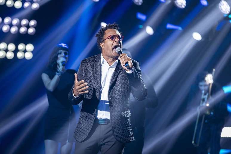 Com repertório focado no pop e no R&B, Tony Gordon conseguiu envolver tanto o público quanto os jurados do 'The Voice Brasil'