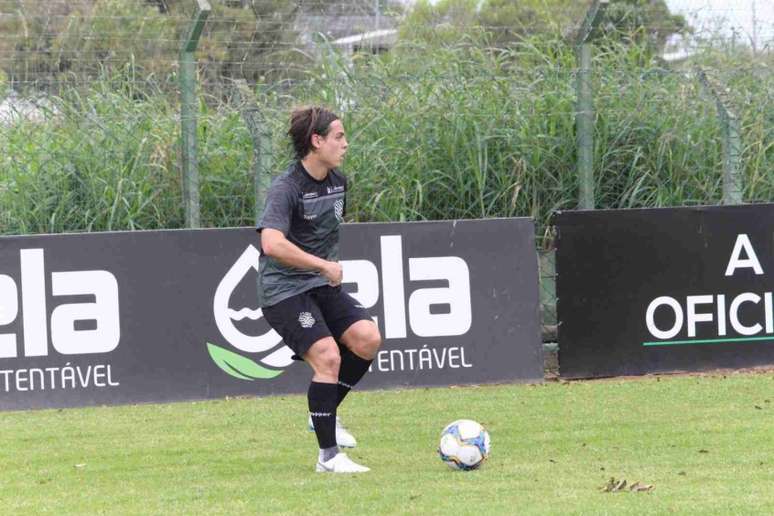 Conrado busca jogar bem no Figueirense no restante da temporada (Foto:Divulgação/Figueirense)