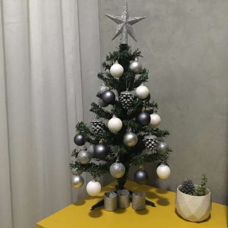 Árvore de Natal Pequena: +55 Modelos para sua Decoração de Natal