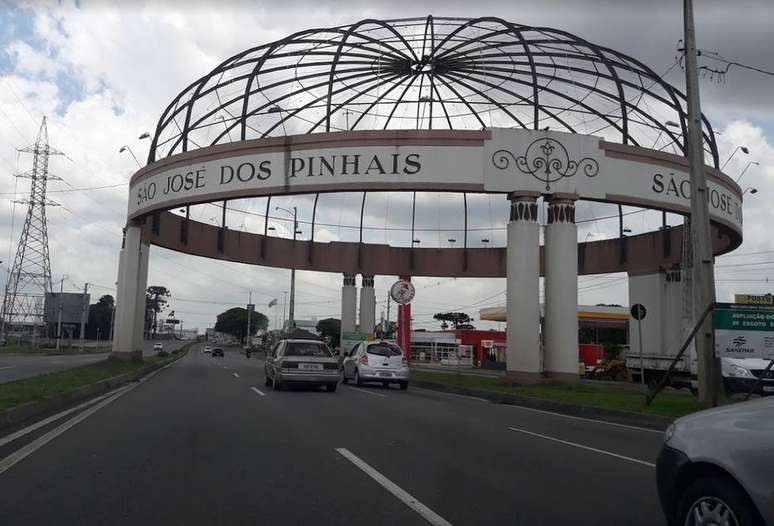 Apreensão de 950 quilos de cocaína ocorreu próximo à entrada de São José dos Pinhais (PR), na região metropolitana de Curitiba