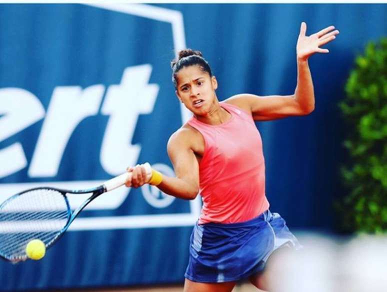 Após quatro anos sem chegar a uma final, Teliana Pereira vai jogar a decisão do torneio de Santa Margherita di Pula