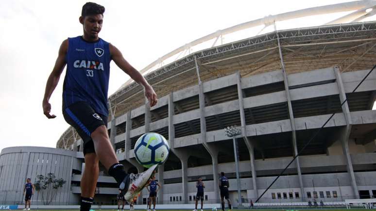 Igor Cássio voltou a ser relacionado (Foto: Vitor Silva/SSPress/Botafogo)