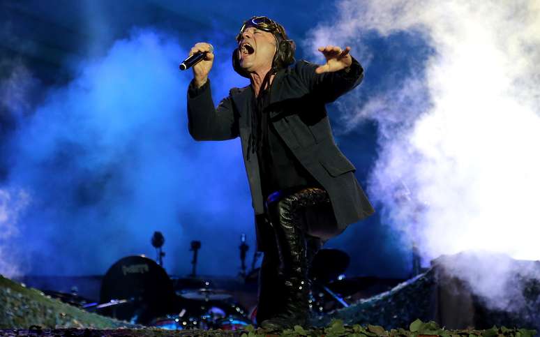 Bruce Dickinson, vocalista do Iron Maiden, canta no Rock in Rio