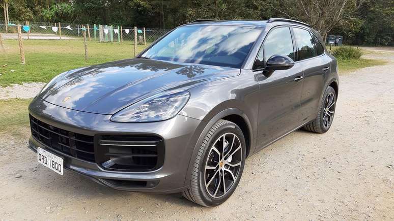 A grade frontal do novo Cayenne &eacute; um item que n&atilde;o entusiasma no design.