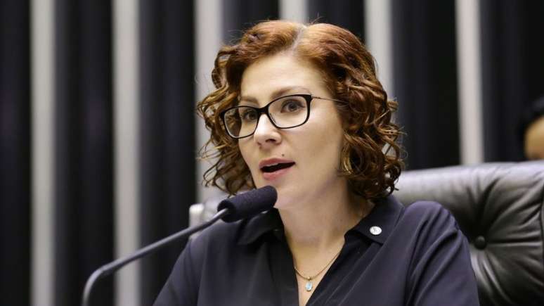 Carla Zambelli (PSL-SP) é uma das defensoras do pacote anticrime de Moro