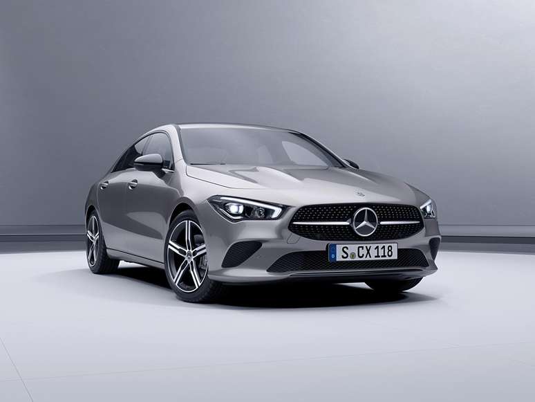 O novo motor 2.0 do CLA tem 224 cv de potência e 350 Nm de torque.