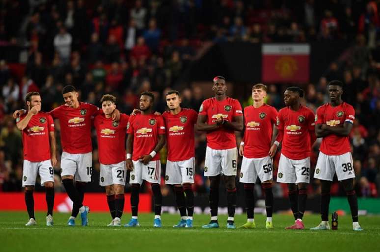 Manchester United não vive boa fase na temporada (Foto: AFP)