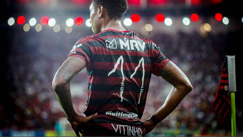 Bela ação do Rubro-Negro em homenagem ao Dia das Crianças (Foto: Marcelo Cortes / Flamengo)