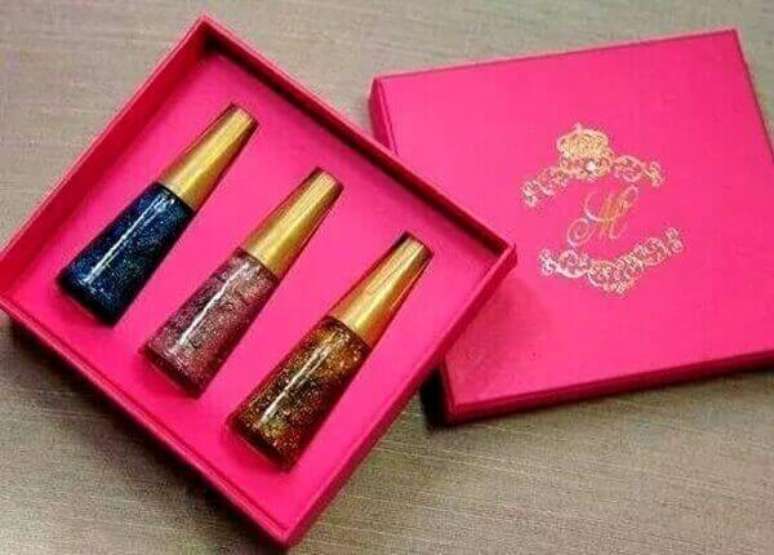 15. Lembrancinhas de anivers&aacute;rio com esmalte personalizado &ndash; Por Pinterest