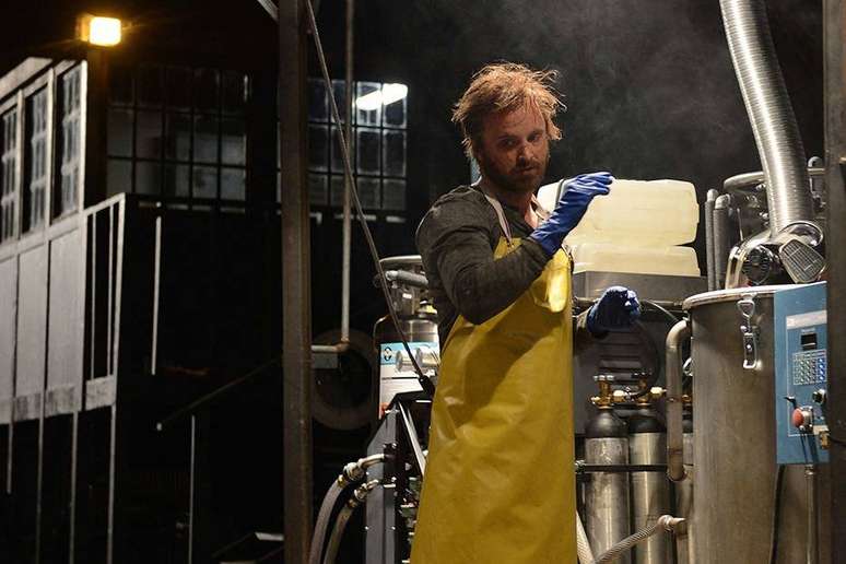 Aaron Paul era Jesse Pinkman, ex-aluno de Walter White que trabalha com o professor no laboratório de metanfetamina