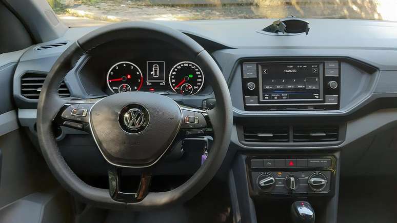 VW T-Cross 200 TSI Automático.