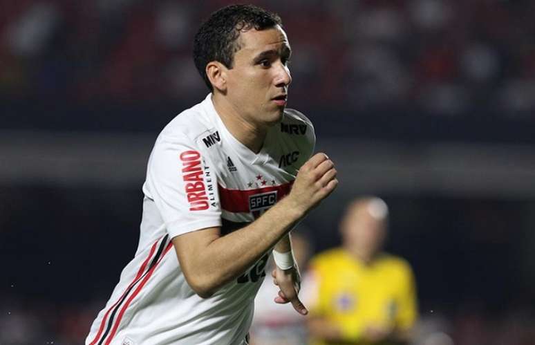 Pablo não enfrenta o Corinthians e deve ficar cerca de três semanas fora (Foto: Rubens Chiri/saopaulofc.net)