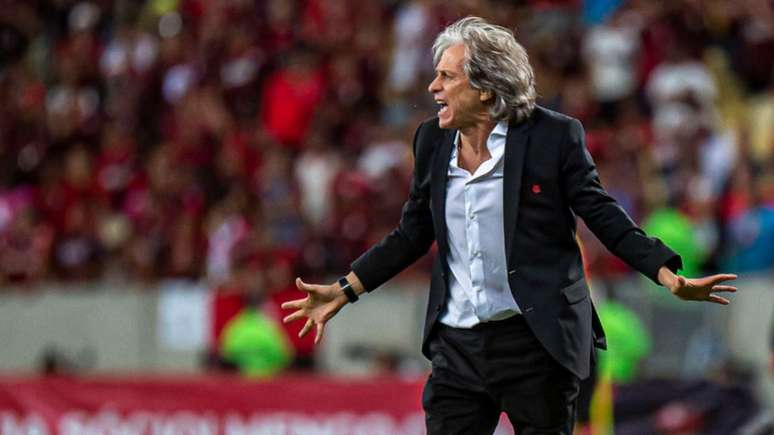 Jesus à beira do campo no duelo contra o Galo, no Maracanã. O Flamengo segue voando (Marcelo Cortes / Flamengo)