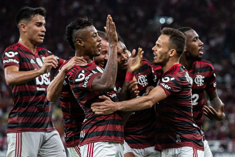 Comemoração do gol de Vitinho, do Flamengo, em partida contra o Atlético Mineiro, válida pela 24ª rodada do Campeonato Brasileiro 2019, no estádio do Maracanã