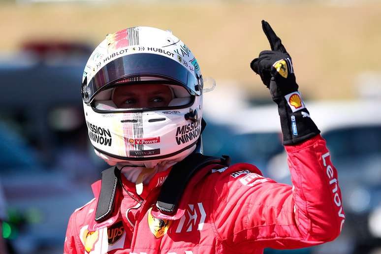 Sebastian Vettel afirma que a Ferrari não esperava dominar a primeira fila no Japão