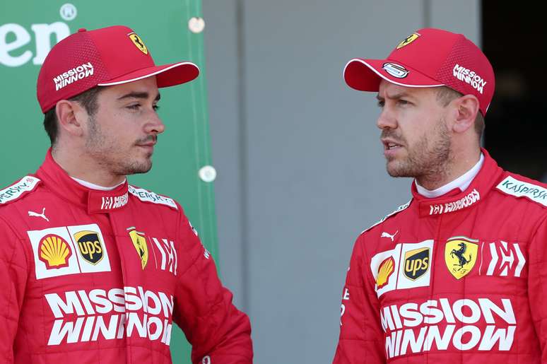 Charles Leclerc “surpreso” com dobradinha da Ferrari no Japão