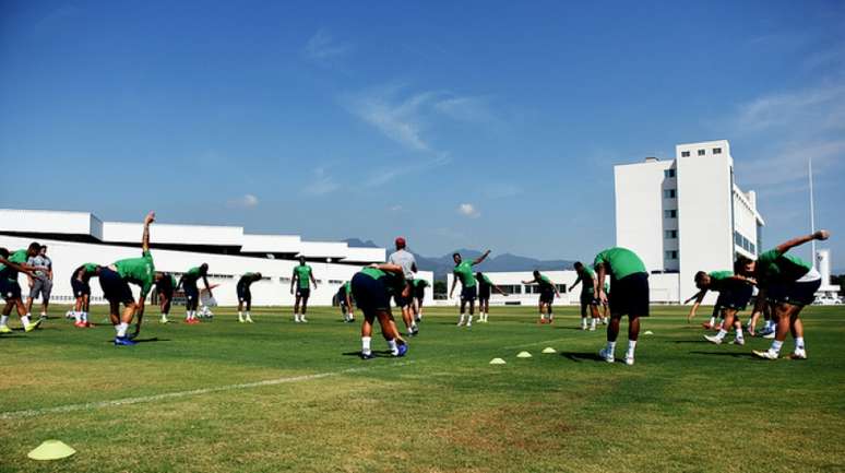 Jogadores do Fluminense em atividade no CT Carlos José Castilho (MAILSON SANTANA/FLUMINENSE FC.)