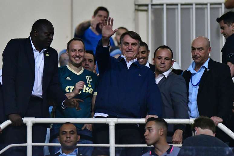 Presidente Jair Bolsonaro em jogo do Palmeiras no Pacaembú