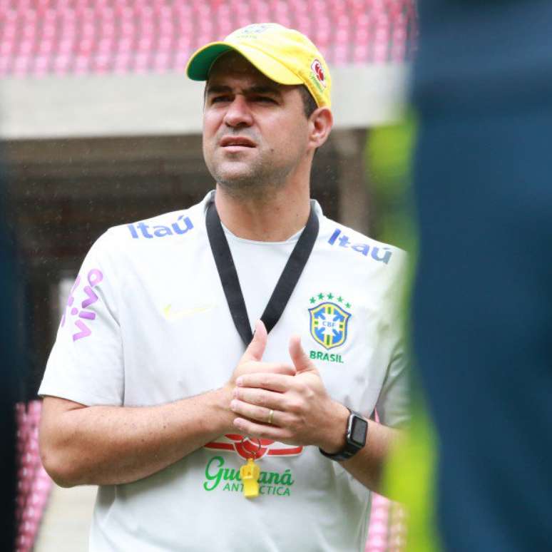 Comandados de André Jardine foram derrotados pela Seleção Japonesa (Foto: Reprodução/CBF)