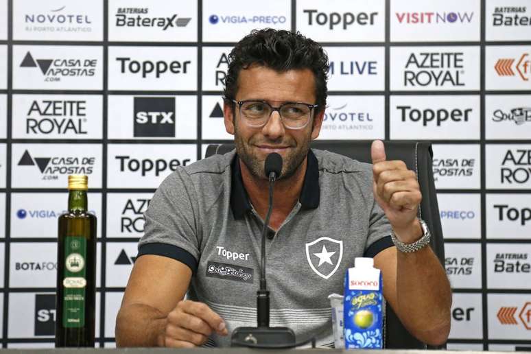 Será a segunda passagem de Alberto Valentim pelo Botafogo (Foto: Vítor Silva/BFR)