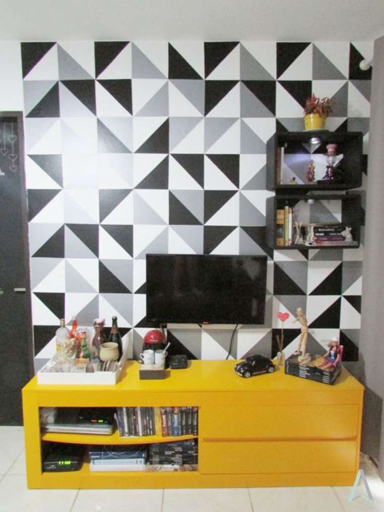 58. Por mais pol&ecirc;mico que seja, inserir a cor amarela na decora&ccedil;&atilde;o &eacute; algo muito interessante. Foto: Cemara