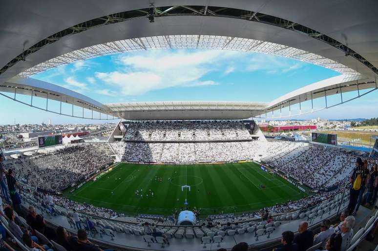 Bilhetes para a partida seguem à venda (Foto: Djalma Vassão/Gazeta Press)