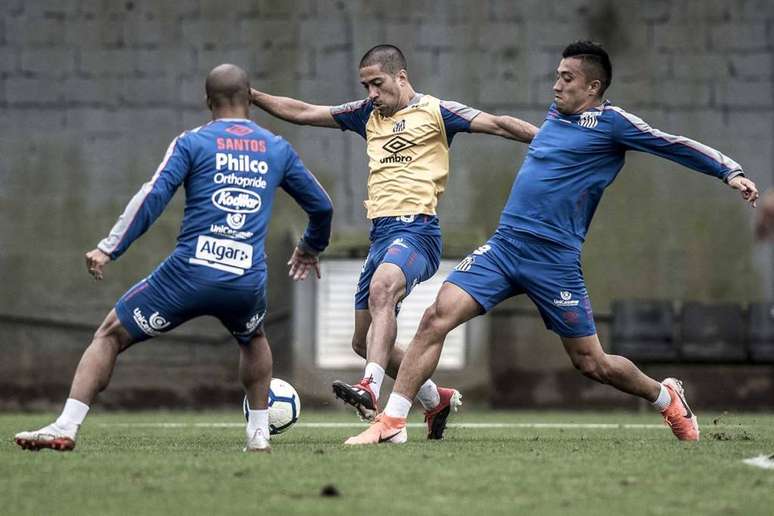 Sampaoli tenta “conectar” Evandro e Sánchez no Santos (Ivan Storti/SFC)