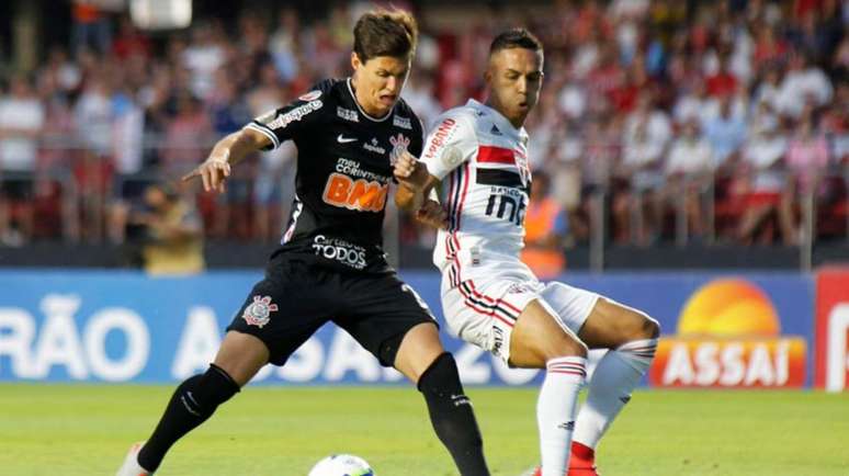 Corinthians teve mais uma atuação ruim fora de casa e foi derrotado pelo São Paulo (Foto: Luis Moura/CBF)