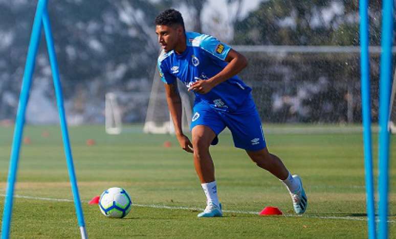 Éderson teve algumas chances com Mano, mas se consolidou na breve passagem de Rogério Ceni pela Raposa-(Vinnicius Silva/Cruzeiro)