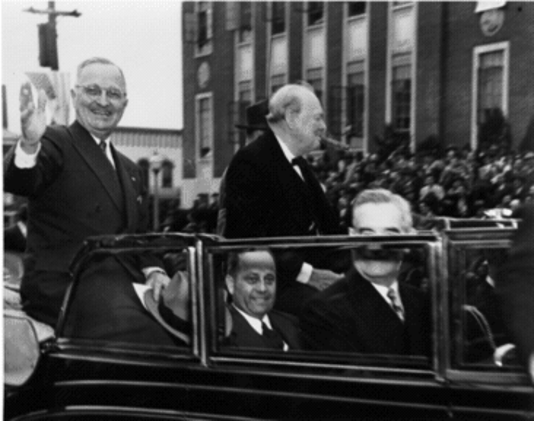 Truman e Churchill no Missouri, 1946.