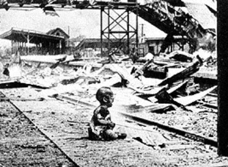 China, um cenário desolados no fim da guerra.