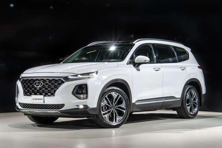 O novo Hyundai Santa Fe chega ao Brasil por R$ 297.300.