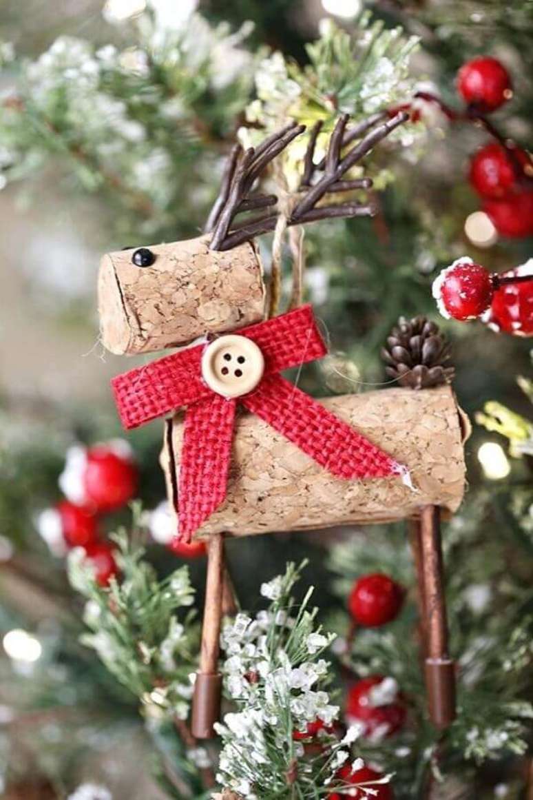 50. Lindo enfeite para árvore de Natal com acabamento rústico – Foto: MyJane