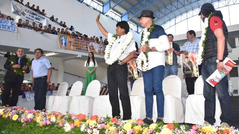 Evo Morales costuma participar da inaugura&ccedil;&atilde;o de centros comerciais em cidades m&eacute;dias da Bol&iacute;via