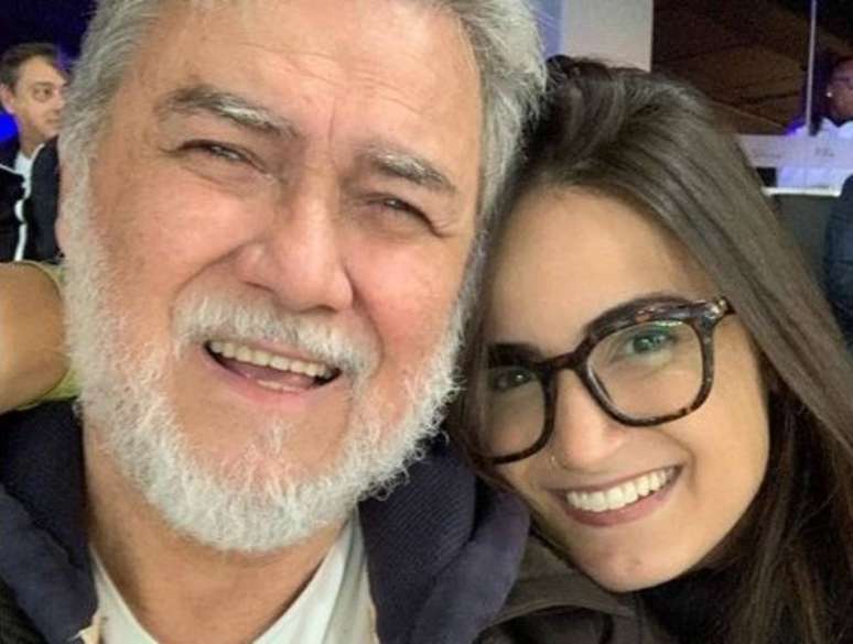 A jornalista Mari Palma e o pai Luiz Palma.