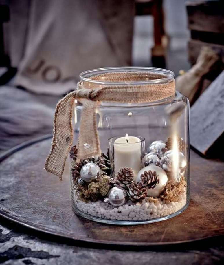 28. As velas de Natal fazem toda a diferença para a decoração. Foto: Pinterest