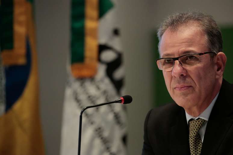 Ministro das Minas e Energia, Bento Albuquerque, em entrevista coletiva no Rio de Janeiro
10/10/2019
REUTERS/Ian Cheibub