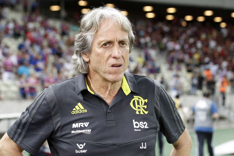 O técnico Jorge Jesus do Flamengo durante a partida entre Fortaleza e Flamengo, válida pelo Campeonato Brasileiro 2019 na Arena Castelão em Fortaleza (CE), nesta quarta-feira (16)