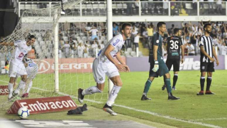Gustavo Henrique marcou o gol da vitória do Peixe (Foto: Ivan Storti/Santos)