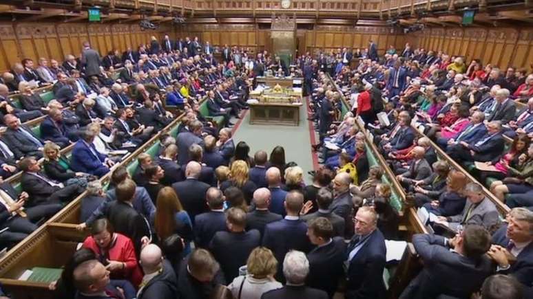 Esta foi a primeira vez em 37 anos em que o Parlamento britânico se reuniu em um sábado