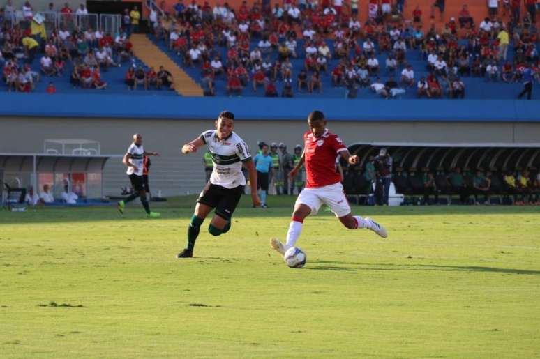 Coritiba saiu perdendo por 2 a 0 e buscou o empate no fim (Foto: Divulgação/Vila Nova)