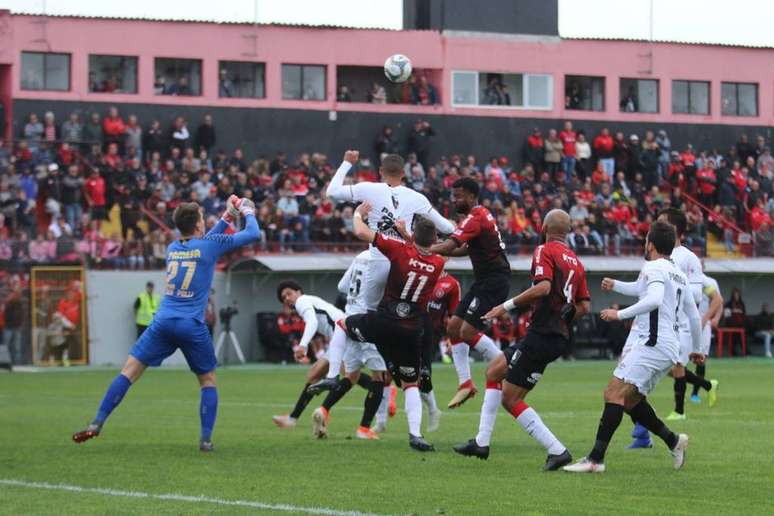 Partida entre Brasil e Sport teve pouca emoção (Foto: Jhonatan Silva/Brasil de Pelotas)