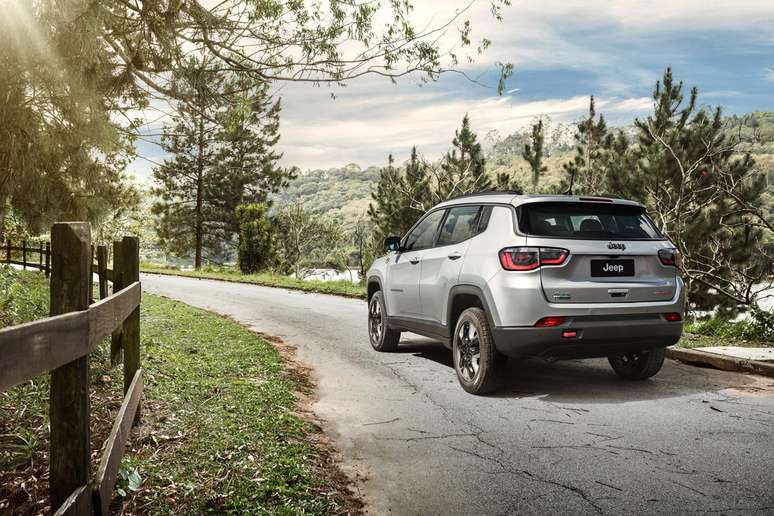 Jeep Compass Trailhawk.