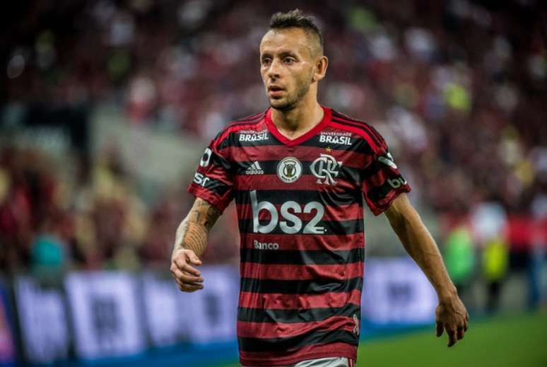 Rafinha fez uma cirurgia de correção de fratura na face há uma semana (Foto: Alexandre Vidal / Flamengo)