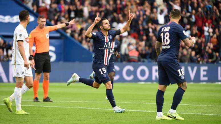 PSG joga nesta terça para ampliar vantagem na ponta do grupo A da Champions (Lucas BARIOULET/AFP)