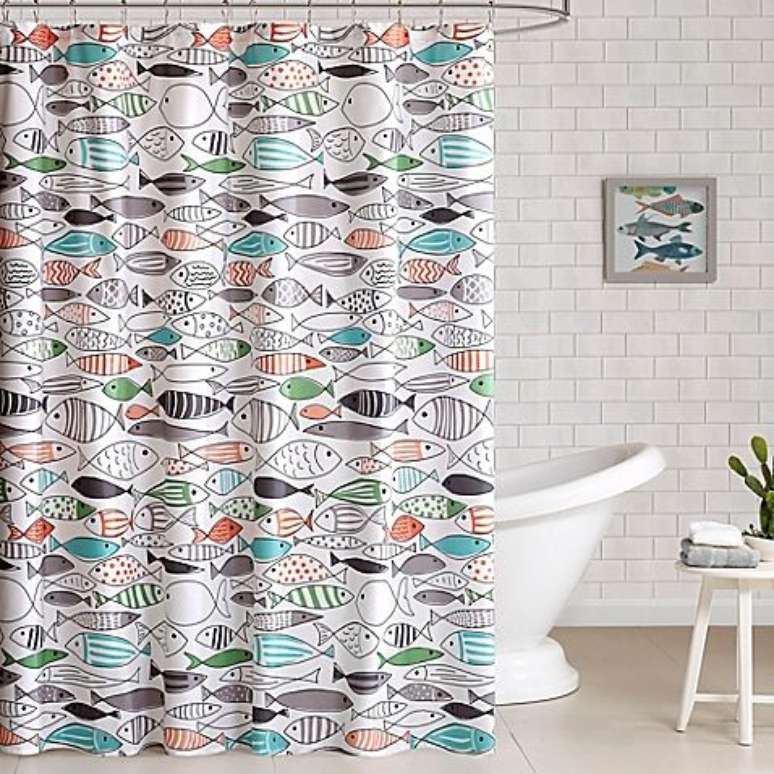 25. É importante escolher a melhor cortina para banheiro para sua necessidade. Foto: Bed, Bath & Beyond