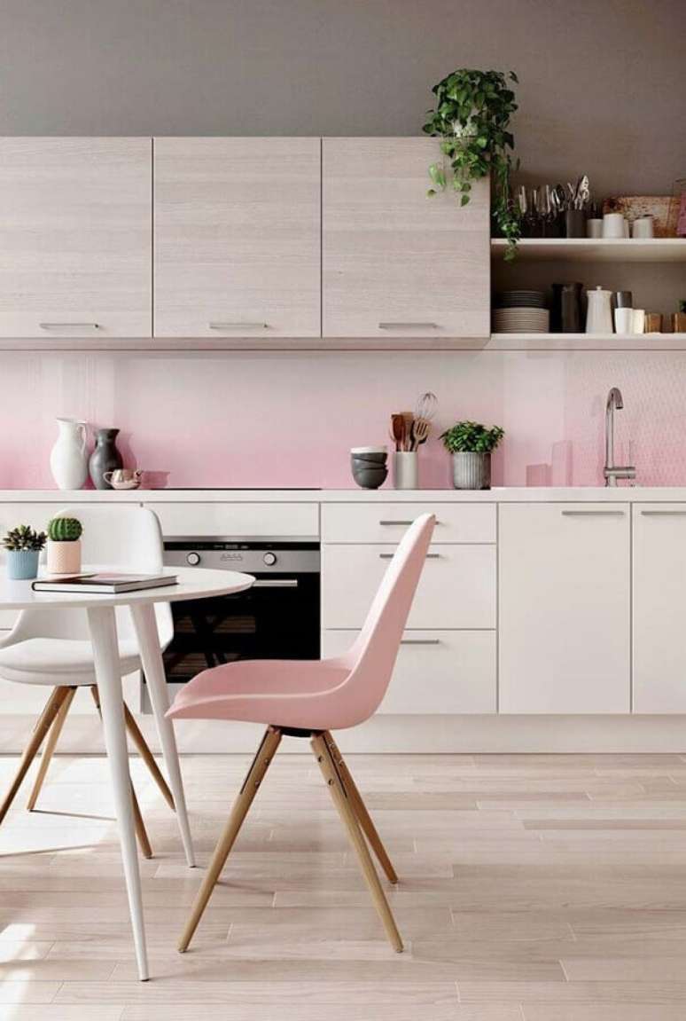 46. Cozinha rosa com decoração clean – Foto: Ideias Decor