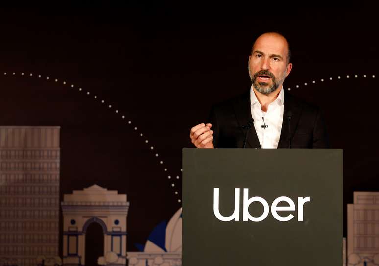 CEO da Uber, Dara Khosrowshahi, fala com a imprensa em evento em Nova Délhi, Índia 
22/10/2019
REUTERS/Anushree Fadnavis