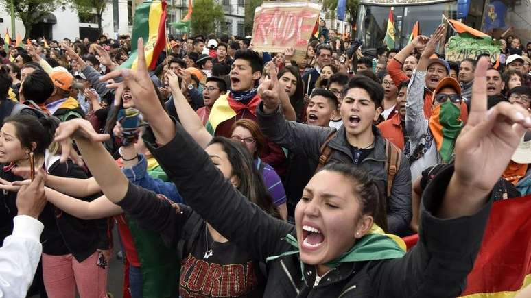 A interrupção de sistema que transmitia os resultados da eleição levou manifestantes às ruas da Bolívia