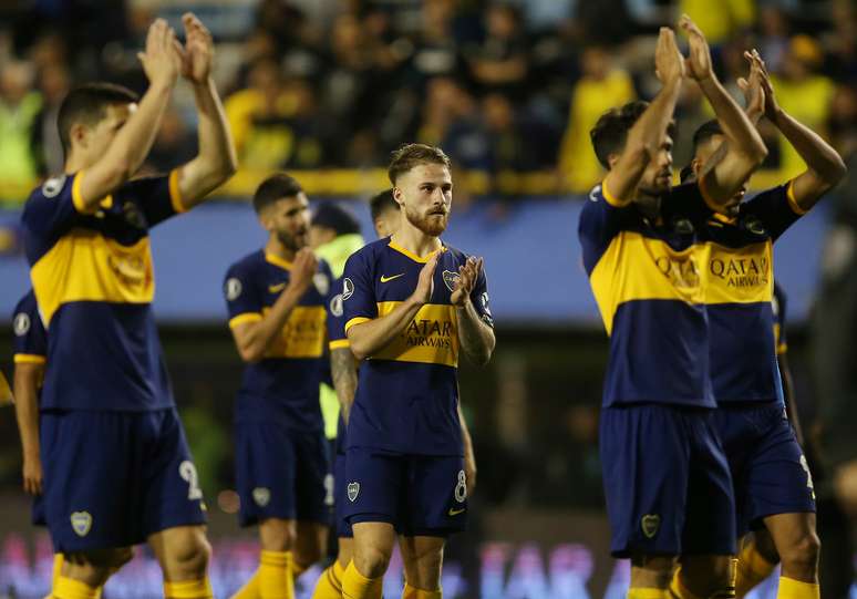 Jogadores do Boca foram aplaudidos pela torcida após eliminação.